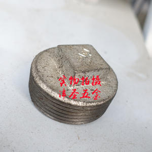 Bouchons de tuyauterie filetés mâles galvanisés en différentes tailles DN15 4/8\" 6\" 1/2\" 2\" 3\" Norme nationale Conduit et raccords - Product Image 1