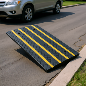 Rampe de trottoir en caoutchouc, hauteur de 2,6 pouces, capacité de charge de 33069 lb, rampe de passerelle pour voitures et camions - Product Image 2