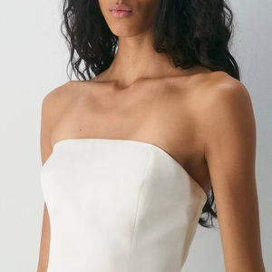 Elegant <b>White</b> Satin Strapless Pleated Short <b>Skirt</b> with Hem Lace Fashionable Party-style Women's Outfit - Product Image 4