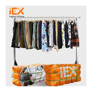 Indetexx بالة الولايات المتحدة من البلوزات الرجال الدرجة الثانية المستعملة خمر تي شيرت الملابس المستعملة