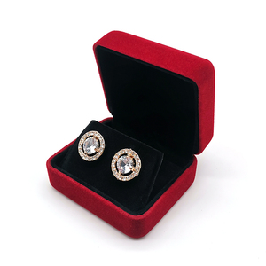 Caja de Joyería de Terciopelo Rojo con Logotipo Personalizado, Estilo Femenino, para Pulseras, Collares, Pendientes y Anillos, Modelo Everwin R-005 - Product Image 2