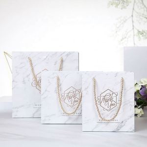 Sac en papier de haute qualité personnalisé avec logo, sac cadeau en papier marbré - Product Image 4
