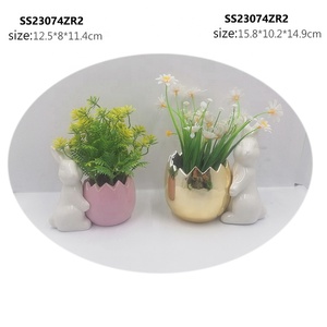 <span class=keywords><strong>Vase</strong></span> à fleurs <span class=keywords><strong>en</strong></span> céramique blanche <span class=keywords><strong>de</strong></span> conception <span class=keywords><strong>de</strong></span> <span class=keywords><strong>tête</strong></span> <span class=keywords><strong>humaine</strong></span> d'art pour la décoration <span class=keywords><strong>de</strong></span> bureau d'intérieur - Product Image 6
