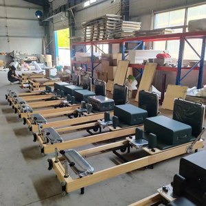 Precio de fábrica Venta Juego de cama Ejercicio portátil Máquina de Pilates plegable Reformador plegable - Product Image 6