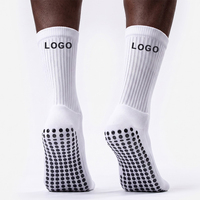Chaussettes de football antidérapantes de haute qualité avec logo personnalisé pour hommes, chaussettes de sport athlétiques à grip pour le football