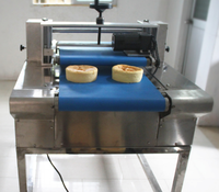 Équipement industriel commercial Machines de coupe automatiques Équipement de trancheuse à pain Machine de découpe de gâteau à trancher horizontale