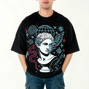Camiseta de hombre negra de corte regular, manga corta, cuello redondo, estilo urbano, de algodón jersey teñido en hilo, de peso pesado - Product Image 1