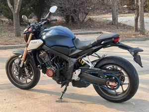 ใช้ฮอนด้า <span class=keywords><strong>CB650R</strong></span> E-CLUTCH <span class=keywords><strong>NEO</strong></span> Sports Café มอเตอร์ไซค์สตรีทไบค์ในสายนีโอสปอร์ตคาเฟ่ - Product Image 6