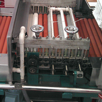 Machine de nettoyage de verre à convoyeur à rouleaux pour le traitement du verre plat