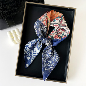 Pañuelo Cuadrado con Estampado de Pintura al Óleo Vintage, Pañuelo de Seda para Mujer, Elegante Pañuelo Decorativo para la Cabeza, Uso Diario Informal - Product Image 4
