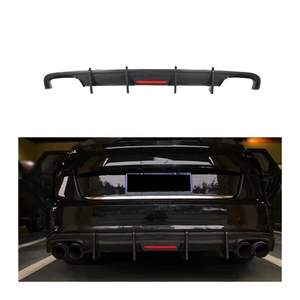 La mejor venta de coche <span class=keywords><strong>A6</strong></span> <span class=keywords><strong>S</strong></span> <span class=keywords><strong>LINE</strong></span> S6 difusor de labio de parachoques trasero de fibra de carbono con luz para <span class=keywords><strong>Audi</strong></span> <span class=keywords><strong>A6</strong></span> Sline Sedan S6 C7.5 2016 2017 2018 - Product Image 2
