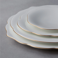 Assiettes de restaurant en porcelaine fine blanches personnalisées pour mariage, fabriquées en Chine