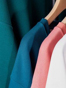 H5589 Nouveautés Vente en gros Personnalisé 420 Gsm 100% Coton Sweat-shirts unisexe vierges doublés en polaire Silver Fox - Product Image 4