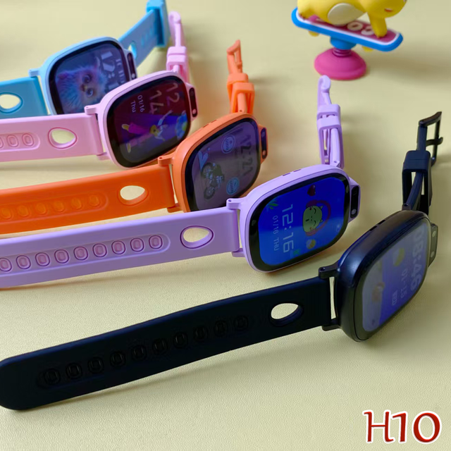 Hot Sale Gaming H10 Kids Smart Watch with Camera 18 Games IPS Kids Electronic Plastic Silicone
