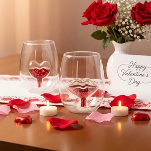 Verre à vin sans pied personnalisé de 450 ml, artisanal, résistant au lave-vaisselle, réutilisable, en verre borosilicate de haute qualité, avec décoration en forme de cœur confetti - Product Image 2