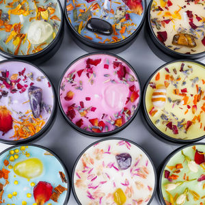 カスタム卸売 丸型 香り付き大豆金属キャンドル缶 装飾的な雰囲気のアロマセラピーキャンドル 蓋付き - Product Image 5