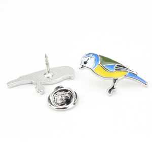 Pins de solapa de esmalte personalizados bañados en plata, broches de esmalte de dibujos animados de paloma, mariposa, azulón, cisne, flamenco, pin de esmalte suave con diseño de animales - Product Image 5