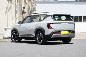 Kia EV5 Edición Land 2025 Plateado - SUV Eléctrico Premium Más Vendido con 530 km de Autonomía y Diseño - Product Image 4