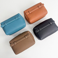 Tas Kosmetik Kulit Vintage Tahan Lama dengan Pegangan, Dompet Kartu, Organizer Perjalanan dengan Penutup Ritsleting untuk Makeup