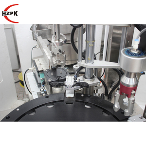 Máquina Automática HZPK para Llenado y Tapado de Botellas de Vidrio Redondas para Perfume, Agua, Aceite de Oliva y Otros Líquidos, Todo en Uno - Product Image 5