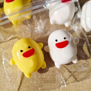 Muñeco Wula Wula Realista de 6 cm, Nuevo Juguete de Silicona de Grado Alimenticio, Antiestrés para Todas las Edades, Regalo para Mejorar el Estado de Ánimo, para Niños de 5 a 7 Años - Product Image 3