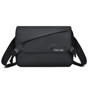 Sac bandoulière personnalisable en polyester pour homme, imperméable, avec logo personnalisé, style messager - Product Image 3
