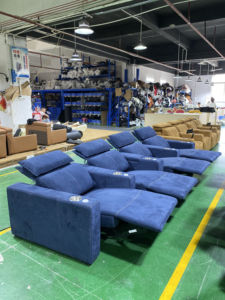 Juego de sofá seccional reclinable eléctrico de <span class=keywords><strong>4</strong></span> <span class=keywords><strong>plazas</strong></span>, reposacabezas eléctrico, sofás de tela extensibles para cine en casa, sofá Interior para sala de estar - Product Image 2