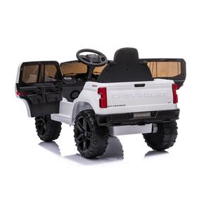 سيارة شيفروليه سيلفرادو مرخصة بجهد 12 فولت للأطفال سيارات ألعاب بلاستيكية تعمل ببطارية للتحكم عن بعد للأعمار من 3 إلى 8 سنوات - Product Image 5