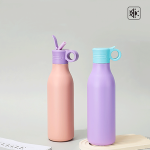 Bouteille d'eau en acier inoxydable avec paille, bouteille d'eau anti-fuite avec couvercle à bec verseur, sans condensation, double paroi en acier inoxydable - Product Image 2