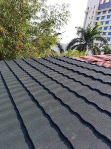 Tejas de Techo de Paja Modernas, Resistentes al Fuego, al Viento y a los Rayos UV, Duraderas, Hechas a Mano, Rectangulares, para Villas, Resorts, Hoteles y Parques - Product Image 3