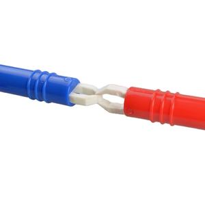 Fabricant en gros plastique chat chien de compagnie puce dissolvant de tiques chien de compagnie outil de suppression des tiques pince à tiques - Product Image 4