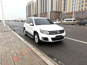 <span class=keywords><strong>Volkswagen</strong></span> <span class=keywords><strong>Tiguan</strong></span> <span class=keywords><strong>2015</strong></span> 1.8TSI Trazione Integrale Edizione Lusso con Trasmissione Automatica - Product Image 4