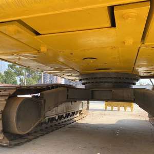 Mini-excavatrice Komatsu modèle 2023 PC450, moteur haute performance, puissance 135 kW, godet de 3 m, pompe, boîte de vitesses, 45 tonnes, occasion. - Product Image 4