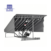 Niveleur de quai hydraulique vertical robuste avec plateforme antidérapante en acier carbone à carreaux pour la zone de chargement des camions en entrepôt