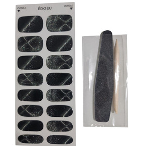 Autocollant pour ongles semi-durcis noir, magnétisé, effet volume, pour nail art, pour femmes, avec lime et outil applicateur - Product Image 1