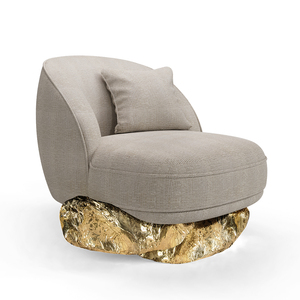 Fauteuil élégant et populaire à base incurvée, en laiton martelé poli, revêtement en polyester, inspiré des falaises azoriniennes, canapé individuel - Product Image 2