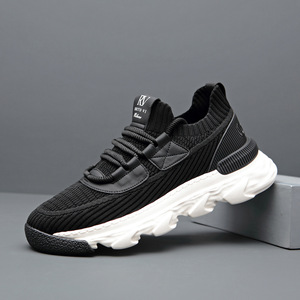 รองเท้าวิ่งผู้ชายพื้นหนา ไซส์ 45 ขนาดใหญ่ แฟชั่น ระบายอากาศได้ดี ผ้าตาข่าย มีเชือกผูก รองเท้ากีฬาลำลอง รองเท้ากีฬากลางแจ้งสำหรับผู้ชาย - Product Image 1