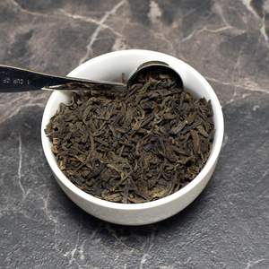 Высококачественный органический зрелый чай пуэр в рассыпном виде |   250 г пакет |   Долговременное выдерживание, происхождение из Юньнани, насыщенный землистый вкус, польза для похудения |   Средство для пищеварения - Product Image 3