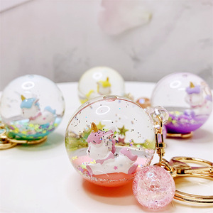 Portachiavi Creativo in Acrilico e Lega con Sabbie Mobili Liquide, Sfera di Cristallo, <span class=keywords><strong>Unicorno</strong></span> Fluttuante, Ciondolo Piccolo per Auto e <span class=keywords><strong>Borsa</strong></span> - Product Image 1