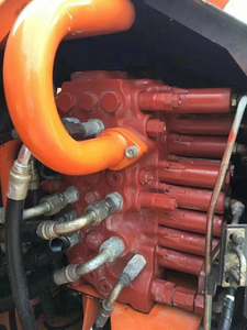 Mini pelleteuse sur chenilles Hitachi ZX75U d'occasion certifiée CE, capacité de 7 tonnes 0, 35 m3 avec pompe à moteur Isuzu et PLC-en stock à vendre - Product Image 6