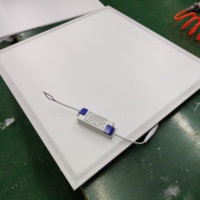 Светодиодная панель 60x60 см, 2x2, 40 Вт, для поверхностного потолочного монтажа, высокоэффективный светодиодный светильник для офиса