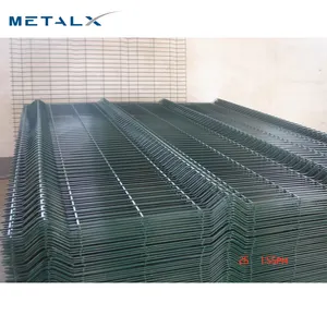 Hochwertiger verzinkter Stahl Metall PVC beschichtet 3d v Biegen gebogene Garten farm geschweißte Drahtgitter platte Zaun