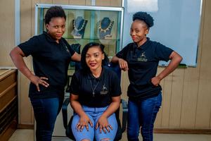 Pendientes de Gota Bohemia Hechos a Mano, Diseño Personalizado, Chapados en Oro de 24K, Joyería Hipoalergénica para Orejas Sensibles - Product Image 6