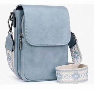 Women's PU Brown Retro <b>Mini</b> Crossbody Bag Commute Fashion Versatile Wide Strap Small Square Bag - Product Image 6