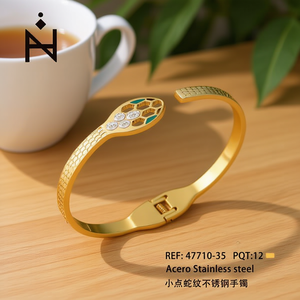 Bracelet en acier inoxydable en forme de serpent Angelina, plaqué or, bracelet manchette unisexe, bijoux tendance, cadeau - Product Image 2