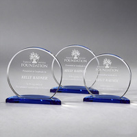 Trophée de reconnaissance en cristal transparent K9 créatif en gros pour cadeau d'affaires