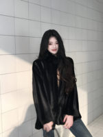 Manteau court en fausse fourrure de vison noir de luxe pour femmes, chaud et épais pour l'hiver, élégant avec col montant