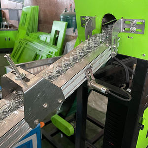 Machine <span class=keywords><strong>de</strong></span> moulage <span class=keywords><strong>de</strong></span> bouteille en plastique semi automatique à faible consommation d'énergie - Product Image 2