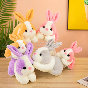 Petit lapin en peluche super doux, blanc, design couché mangeant de l'herbe, 25 cm, rembourré en coton PP, cadeau événementiel - Product Image 6