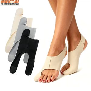 Attelle de Correction pour <span class=keywords><strong>Hallux</strong></span> <span class=keywords><strong>Valgus</strong></span> - Séparateurs d'Orteils pour Soulagement du <span class=keywords><strong>Hallux</strong></span> <span class=keywords><strong>Valgus</strong></span> - Manchons Ultra Fins pour <span class=keywords><strong>Hallux</strong></span> <span class=keywords><strong>Valgus</strong></span> à Porter dans les Chaussures - Product Image 4